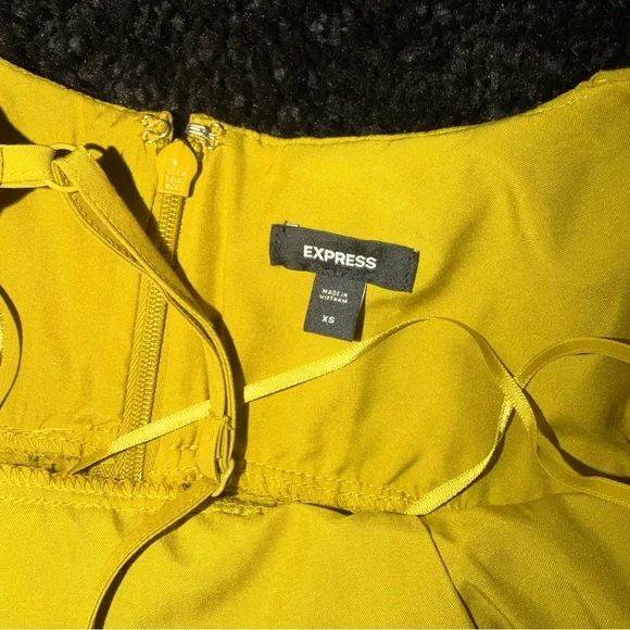 EXPRESS Pleated Tiered Poplin Maxi Dress NWOT Size XS - Picture 8 of 10